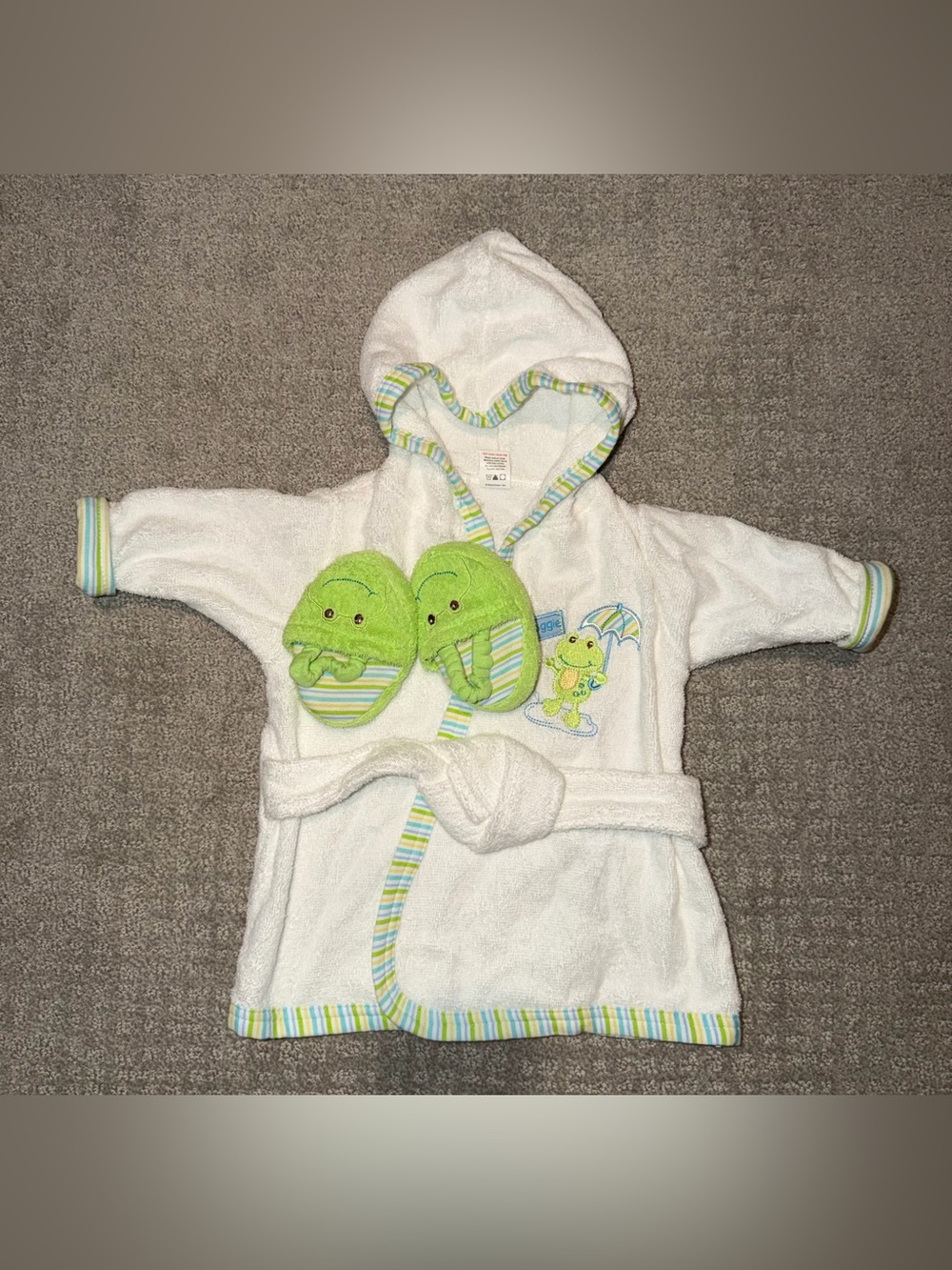 Baby White Frog Hooded Bathrobe Size 0-9 Months